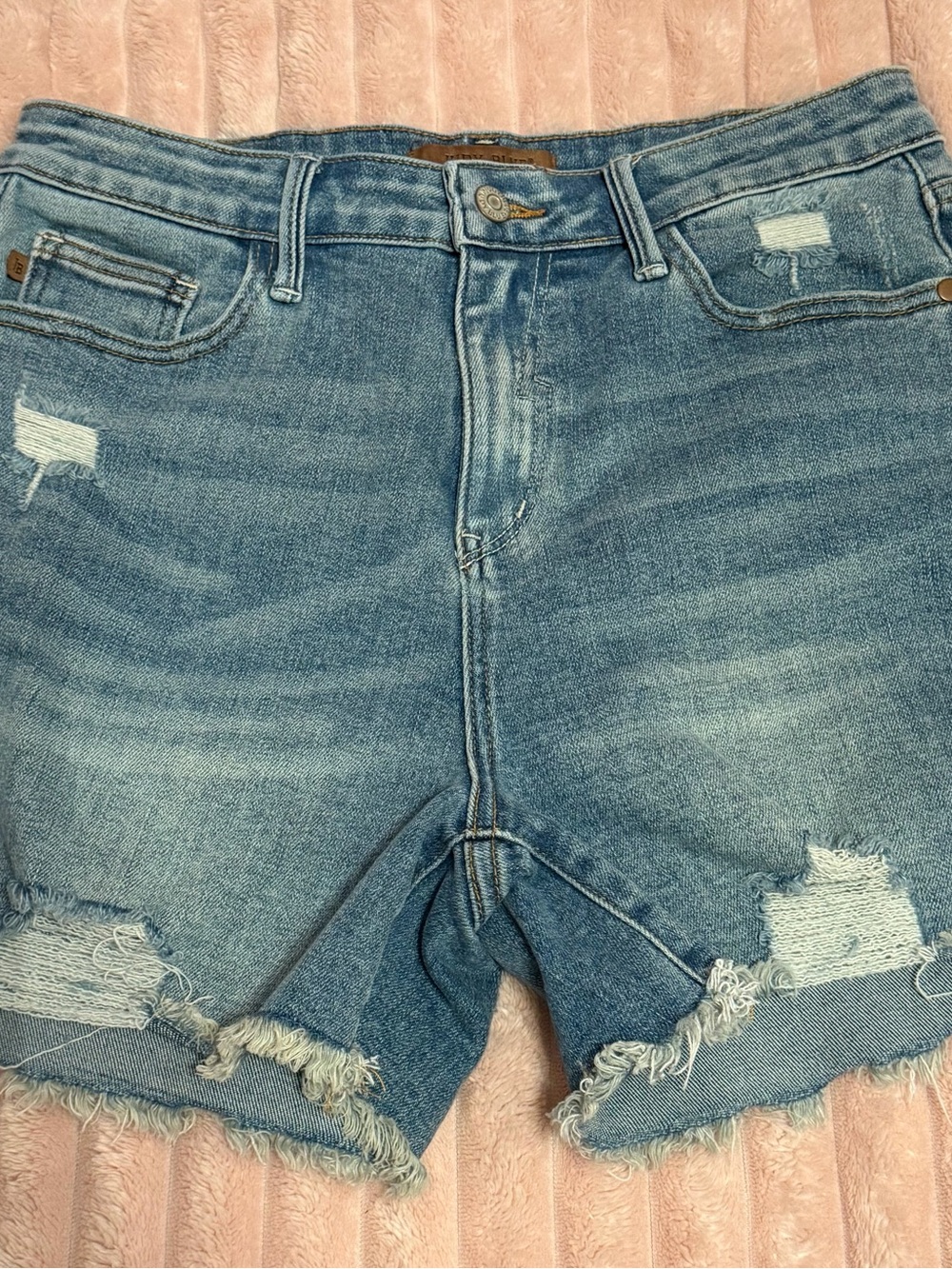 Judy Blue Women’s Denim Shorts - Light Blue